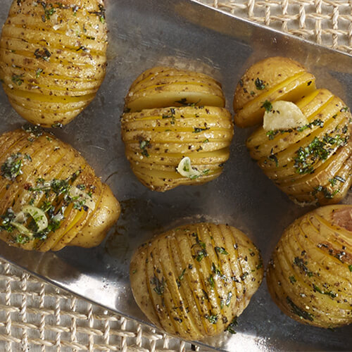 GarlicHerb Roasted Hasselback Baby Potatoes JENNIEO® Recipes