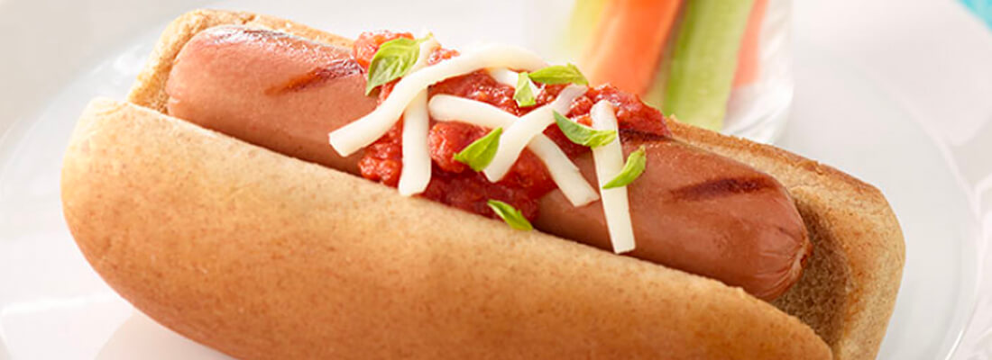 image-banner_jennie-o_recipe-category_ingredient--hot-dogs--1100x400