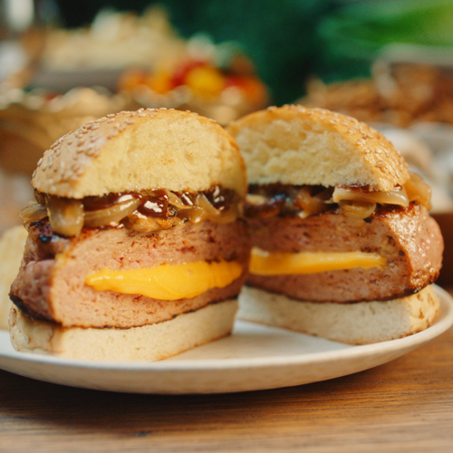 Minneapolis Lucy Turkey Burger Jennie