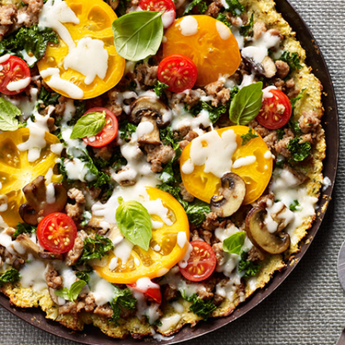 Jennieo turkey sausage pizza with cauliflower crust